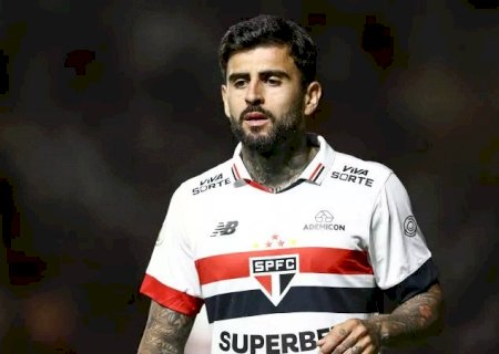 Afastado, Liziero cumpre último mês de contrato com o São Paulo