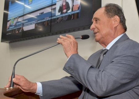 Deputado Zé Teixeira reivindica melhorias na infraestrutura de Dourados