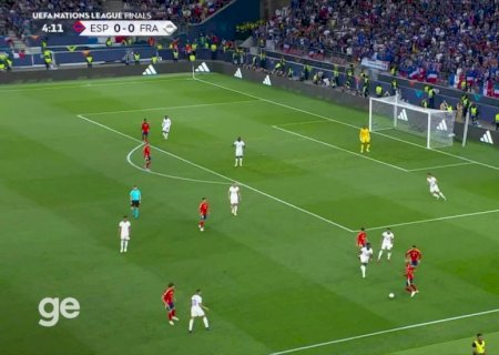 'À altura de Pelé': jornal francês destaca marca de Yamal