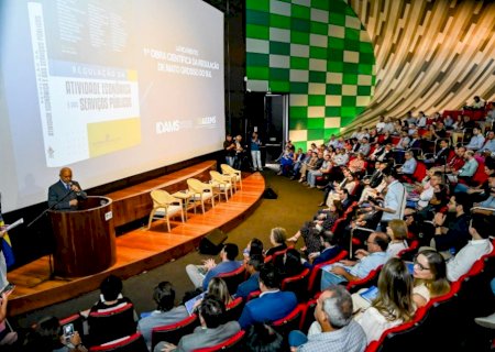 Conferência inédita discute caminhos para o saneamento, regulação e os desafios para cidades inteligentes e sustentáveis