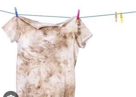 Sem camisa limpa, homem agride esposa com pedaço de madeira em MS