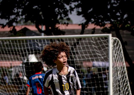 'Ele é o próximo você': menino elogiado por filho de Neymar se destaca na base do Santos