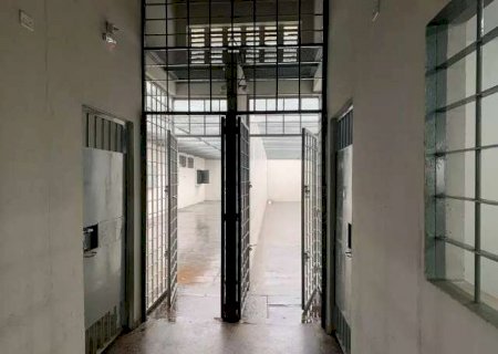 Jovem acusada de matar recém-nascido é internada em Unei