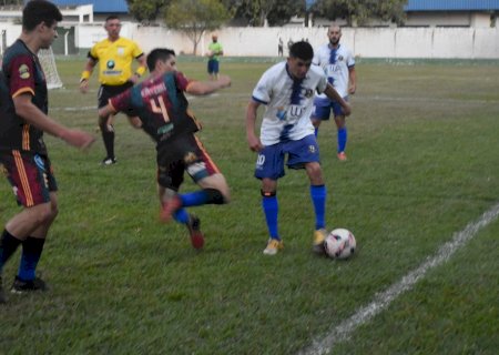 Batatas se despede do Campeonato Estadual de Futebol Suíço ao ser derrotado pela equipe Bar 100 Lonas