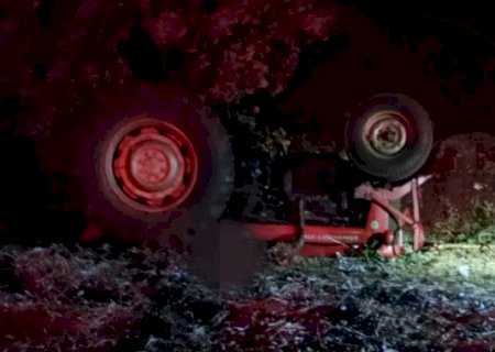 Trator tomba e atropela homem de 75 anos em propriedade rural