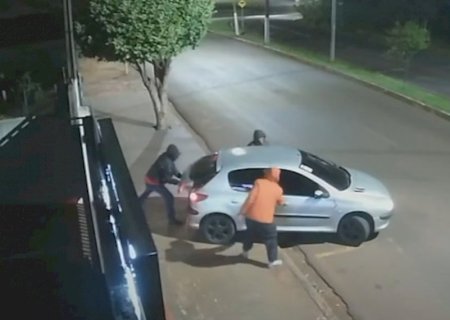 Mãe reconhece filho em imagens de roubo e o denuncia