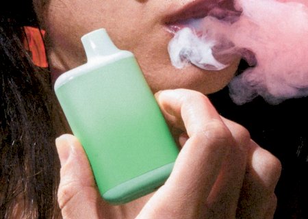 Novos estudos mostram prejuízo do uso de vapes para saúde