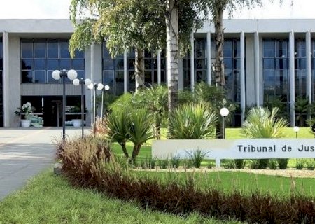 Justiça suspende liminar que cancelava contratos da Câmara de Laguna Carapã