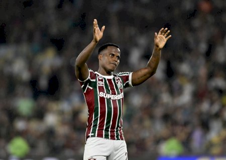 Arias diz que decisão de sair foi 'difícil e de cabeça fria' e vê relação 'pausada'
