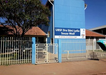Bebê de 1 ano morre após se afogar em balde no quintal de casa