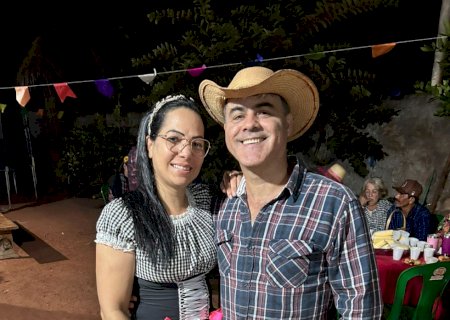Batayporã: Arraiá da Ju e Tiná teve  quadrilha improvisada e deve virar tradição anual