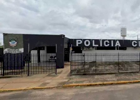 Motociclista morre após bater em carreta com 50 toneladas de celulose em MS
