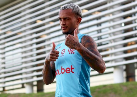 Wesley acerta detalhes de contrato com a Roma, e Flamengo aguarda proposta para abrir negociação