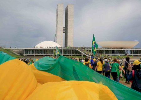 Para prender no 8 de Janeiro, Moraes usou posts antigos