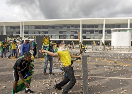 Maioria rejeita anistia a golpistas, aponta Datafolha; veja os números