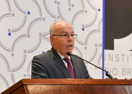Chanceler vê conluio contra o Brasil e rejeita soberania como moeda