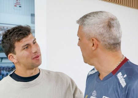São Paulo busca reforços e tem até esta sexta para trocar inscritos da Libertadores antes das oitavas