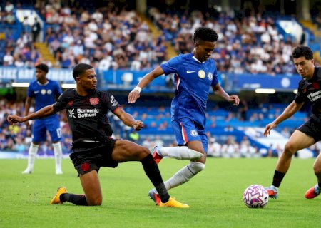 Reforço do Chelsea elogia estreia de Estevão: "Joga Bonito"