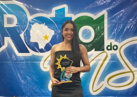 Atleta Josi é eleita a melhor atleta de Elite da Região do Vale do Ivinhema