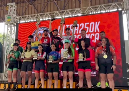 Karoline Paião (Karol) conquista mais uma vez o título de dupla mista na Ultramaratona Pata de Onça