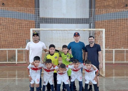 Escolinha de Futebol de Taquarussu participa de amistoso em Anaurilândia e promove integração entre crianças
