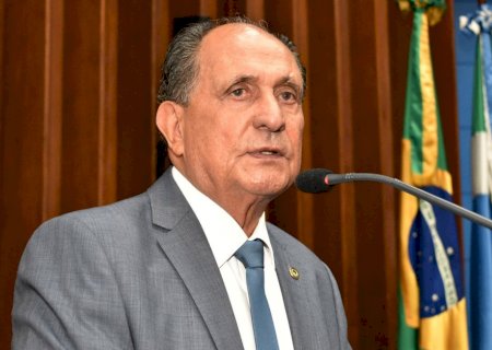 Deputado Zé Teixeira critica decreto federal sobre educação inclusiva
