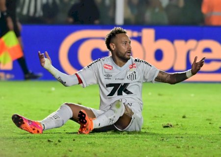 O drama de Neymar: atacante soma lesões no Santos, tem futuro em xeque e vê Copa ameaçada