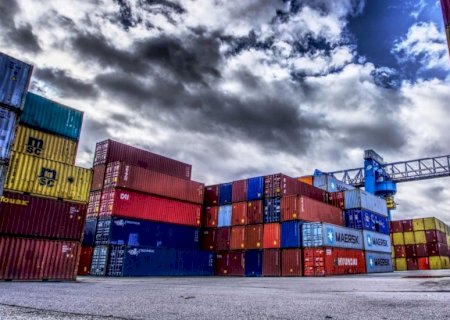 Exportações brasileiras para os EUA registram queda de 28% em novembro