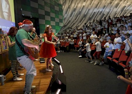 Campanha da Caixa Encantada termina com presentes e atividades para 200 crianças no Bioparque
