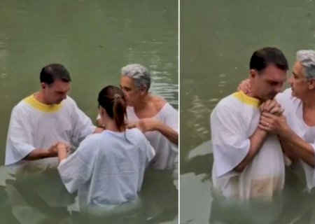 Flávio Bolsonaro e esposa são batizados no Rio Jordão