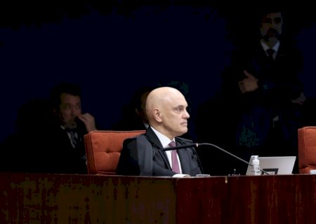 Moraes rejeita habeas corpus para tirar Bolsonaro da prisão