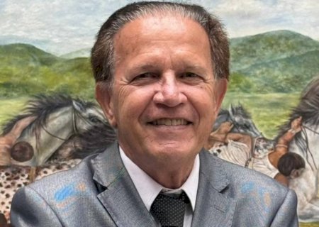 AMPLAVISÃO: Carnaval e política: próximos e tão parecidos!