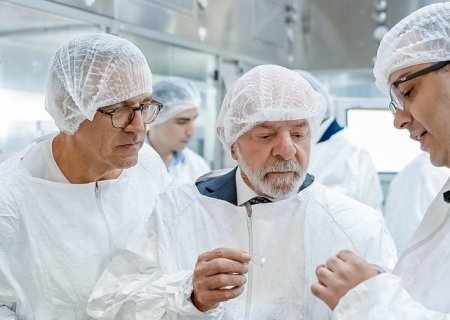 Lula anuncia R$ 1,4 bilhão para ampliar produção de vacinas no Instituto Butantan