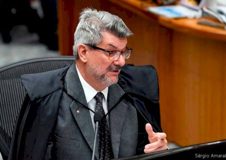 STJ decide afastar ministro investigado por importunação sexual
