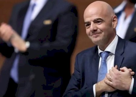 “Responsabilizem os culpados”, diz presidente da Fifa sobre alegação de racismo contra Vini Jr.