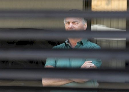 Recurso de Bolsonaro contra inelegibilidade pelo TSE faz 'aniversário' na gaveta de Fux