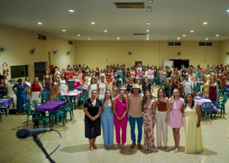 Jantar com servidoras marca encerramento do Mês da Mulher em Batayporã