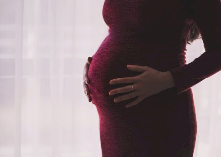 Grávida de 9 meses é presa por engano e vai parar em presídio de Campo Grande