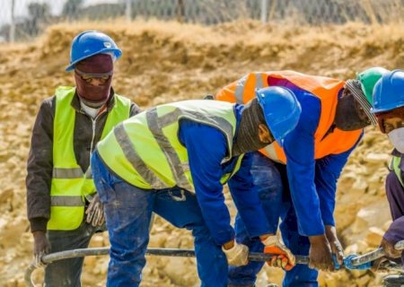 Jornada de 40 horas pode custar R$ 158 bi às empresas