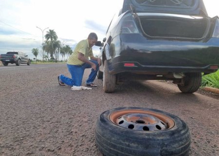 Projeto quer obrigar motoristas a usarem coletes contra acidentes