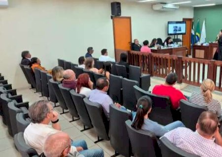 Ré por matar e simular suicídio do ex é condenada a 19 anos de prisão