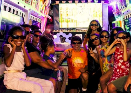 CineSolarzinho reúne público e leva cinema, ciência e diversão à comunidade em Batayporã