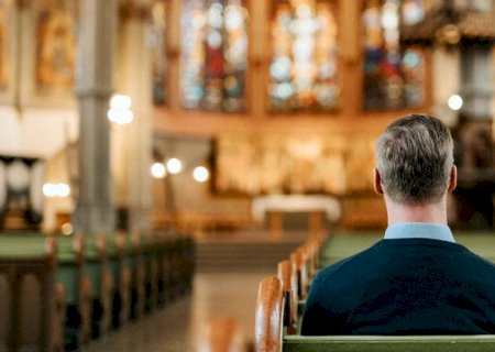 Estudo mostra que católicos seguem deixando a religião