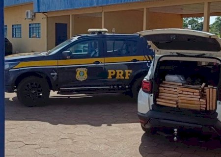 PRF apreende 368 Kg de maconha em Bataguassu