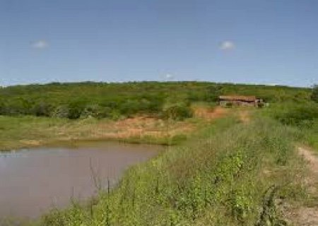 Bebê de 1 ano morre afogado em açude em propriedade rural de MS