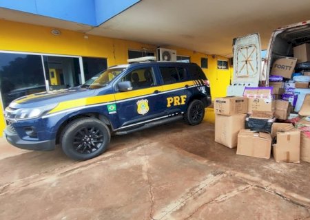 PRF apreende mercadorias estrangeiras em Água Clara