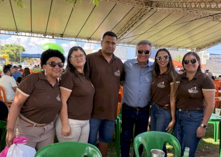 Hashioka participa do 4º Costelão Solidário de Batayporã e enaltece impacto social da ação