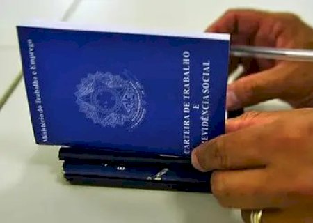 Escala 6x1: CCJ aprova admissibilidade da PEC; texto segue para comissão especial