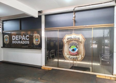 Mulher é presa após rolar sobre a filha de 5 meses enquanto dormia e matá-la