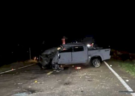 Três pessoas morrem em batida entre carro e caminhonete entre Amambai e Coronel Sapucaia